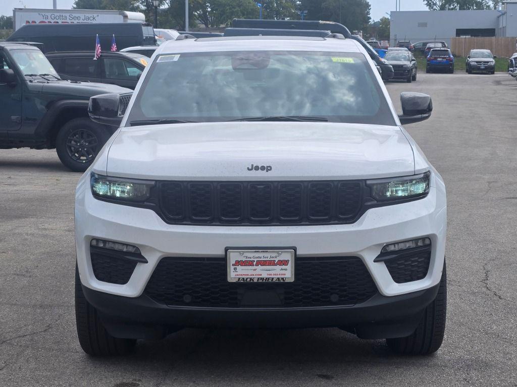 new 2025 Jeep Grand Cherokee car, priced at $45,938