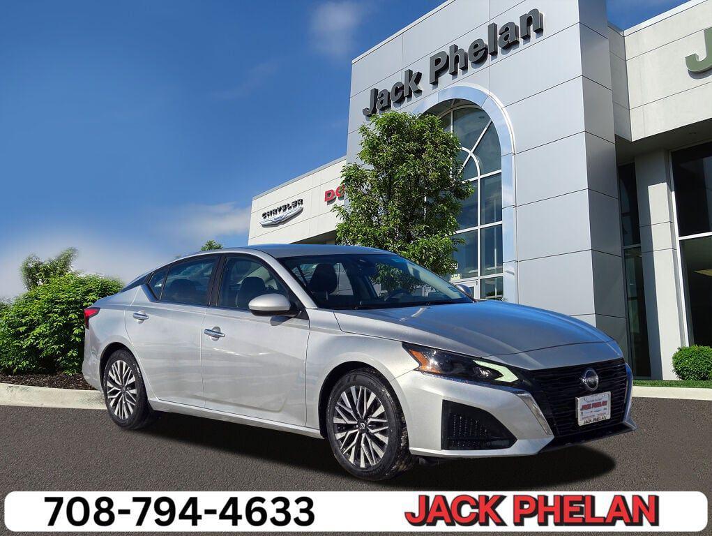 used 2023 Nissan Altima car, priced at $19,858