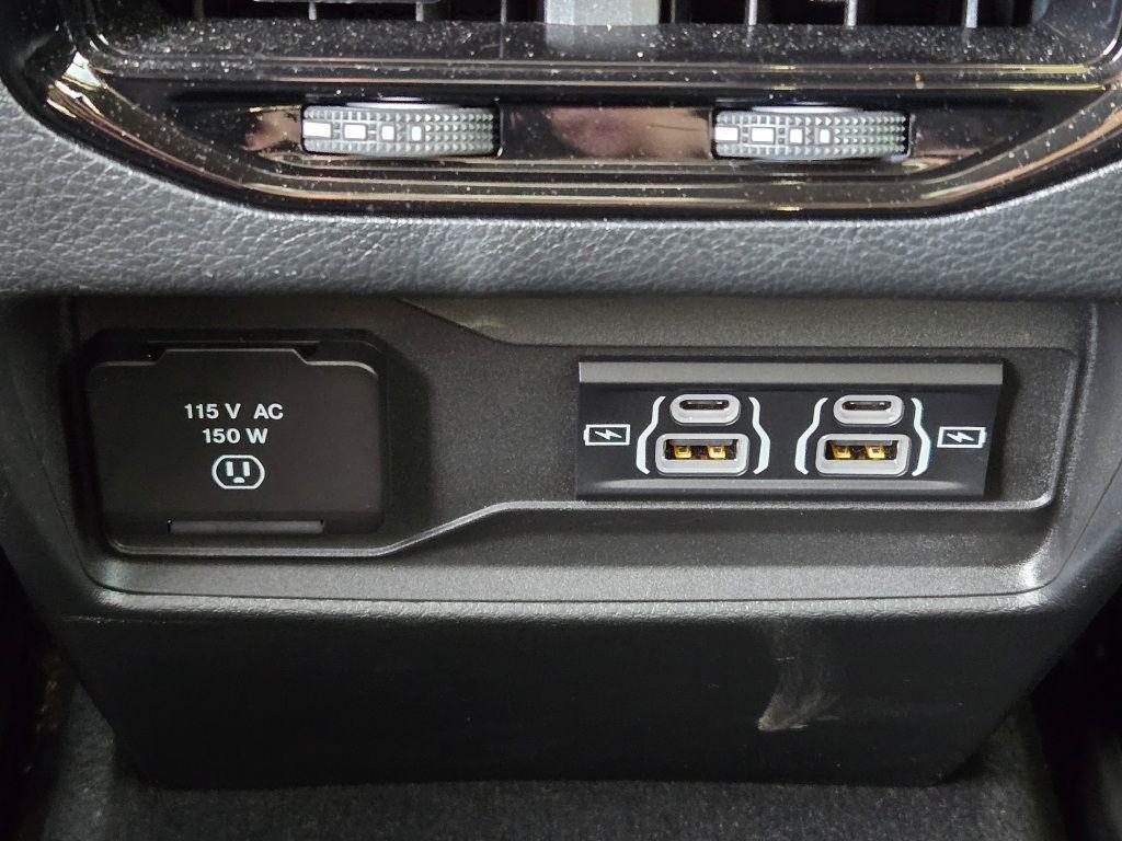 used 2024 Jeep Grand Cherokee car, priced at $32,949