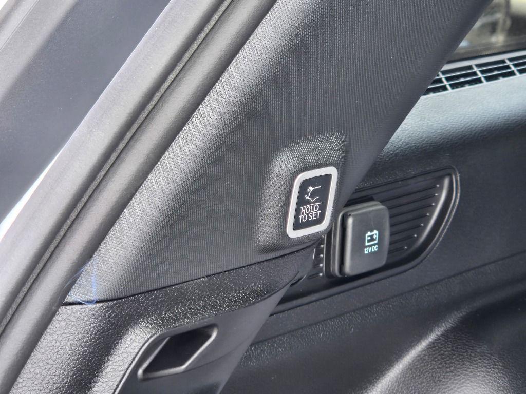 new 2025 Jeep Grand Cherokee car, priced at $46,403