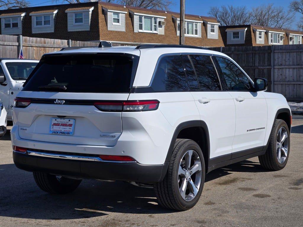 new 2025 Jeep Grand Cherokee car, priced at $42,688