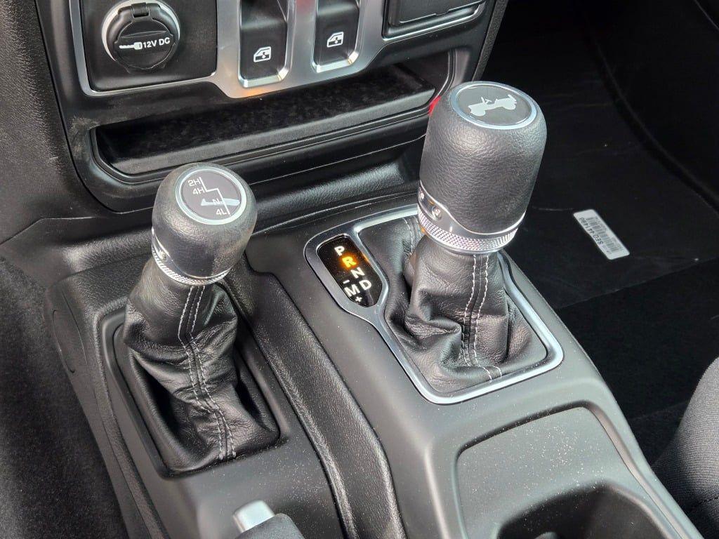 new 2026 Jeep Wrangler car, priced at $44,292