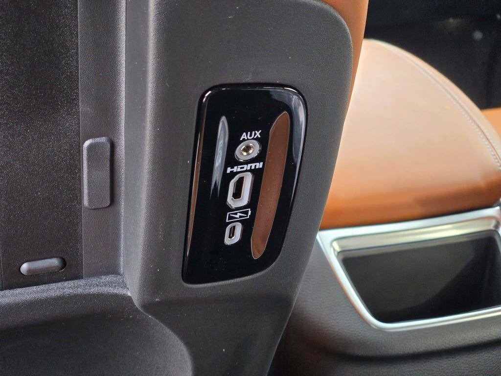 new 2026 Chrysler Pacifica car, priced at $52,279