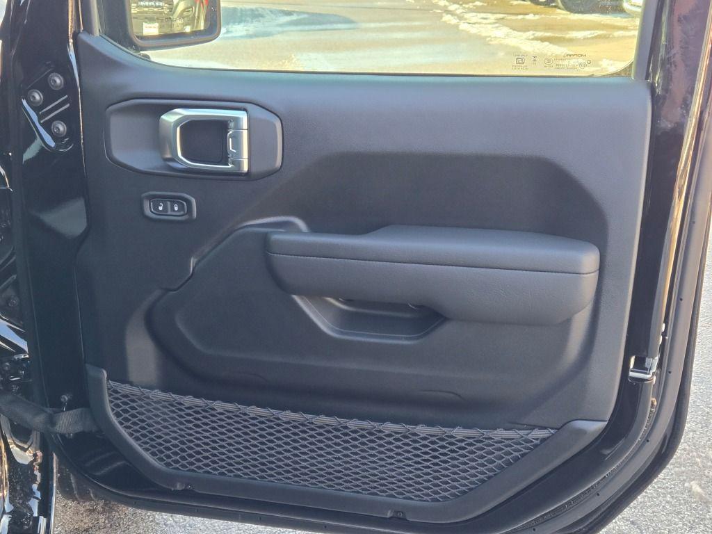 new 2026 Jeep Wrangler car, priced at $43,521