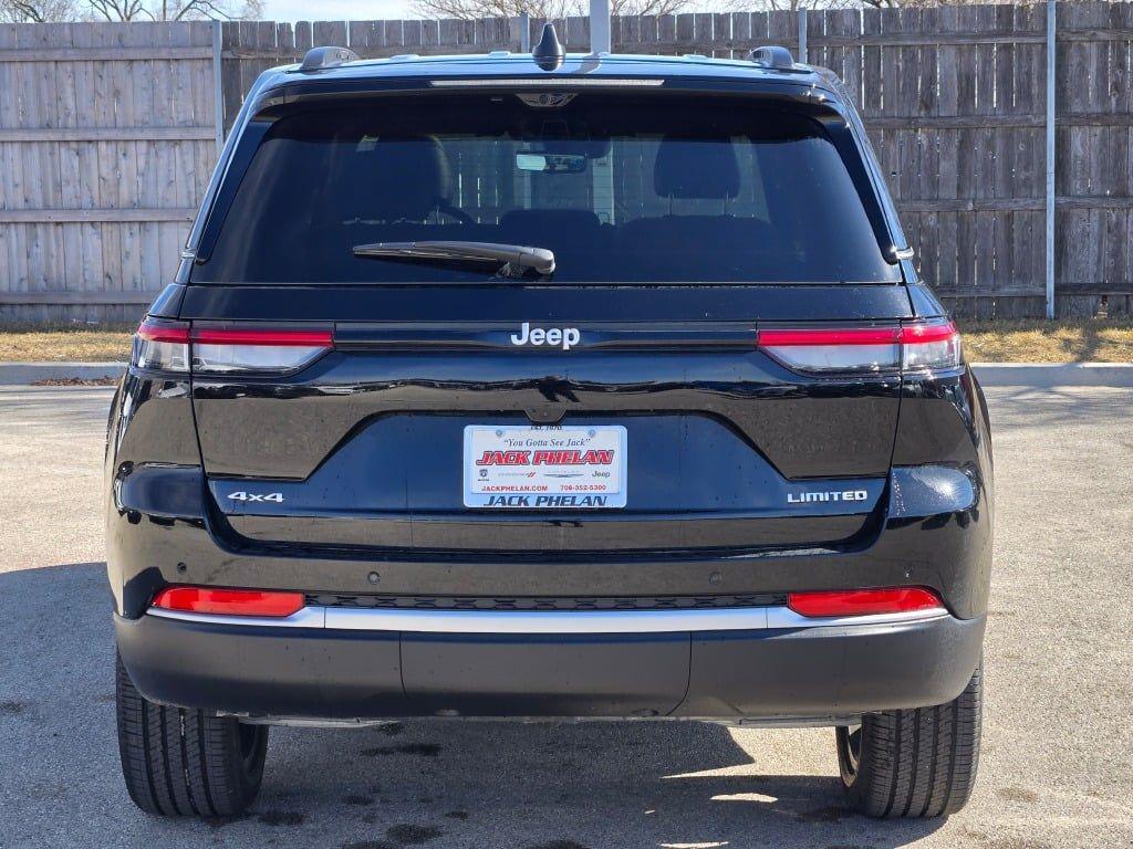 new 2026 Jeep Grand Cherokee car, priced at $48,824