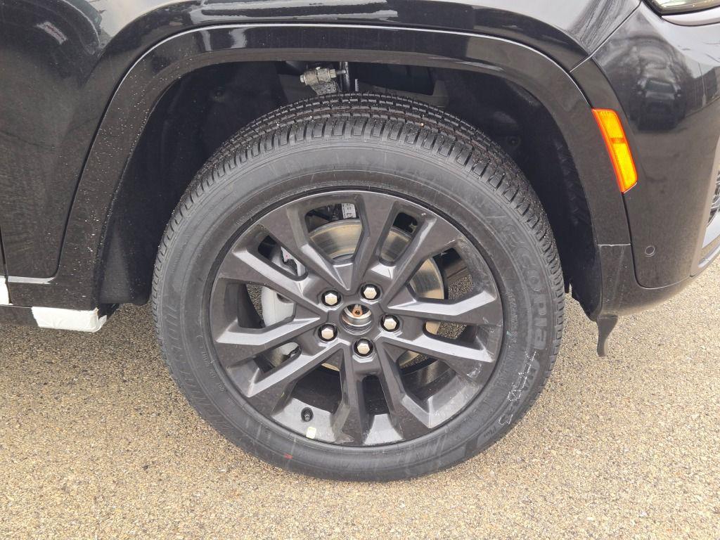 new 2026 Jeep Grand Cherokee car, priced at $51,853