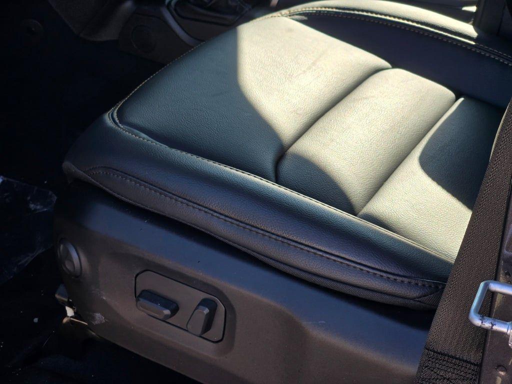 new 2026 Jeep Wrangler car, priced at $51,837