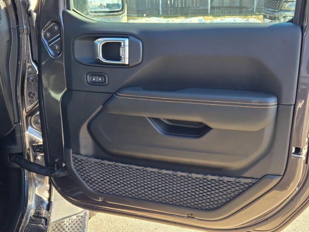 new 2026 Jeep Wrangler car, priced at $51,837