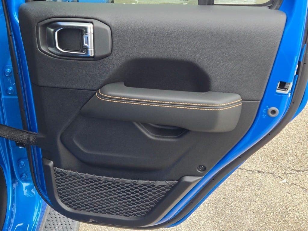 new 2026 Jeep Wrangler car, priced at $51,932