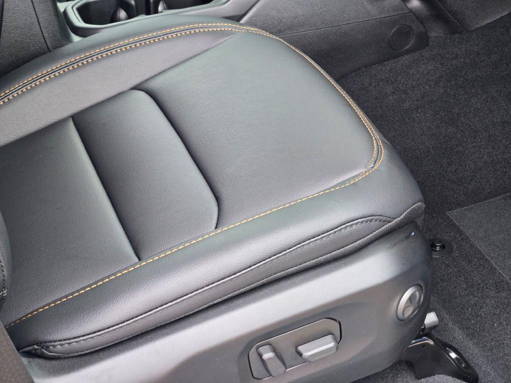 new 2026 Jeep Wrangler car, priced at $51,542