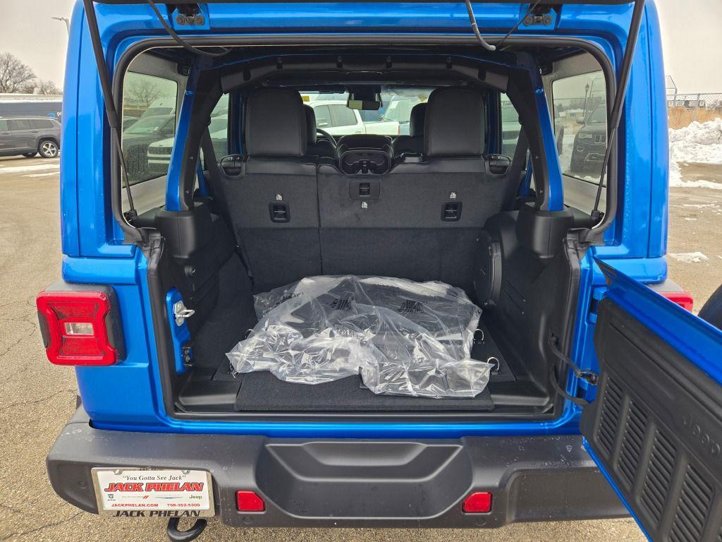 new 2026 Jeep Wrangler car, priced at $51,932