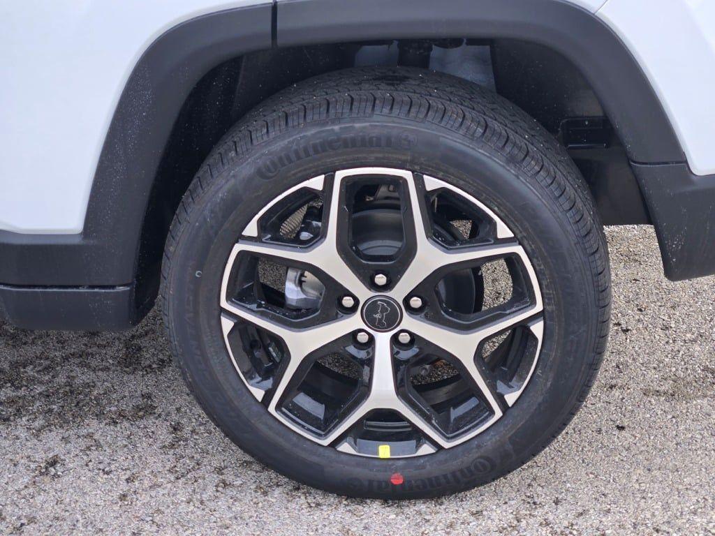 new 2026 Jeep Compass car, priced at $33,798