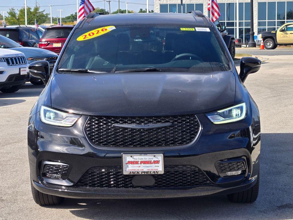 new 2026 Chrysler Pacifica car, priced at $40,508