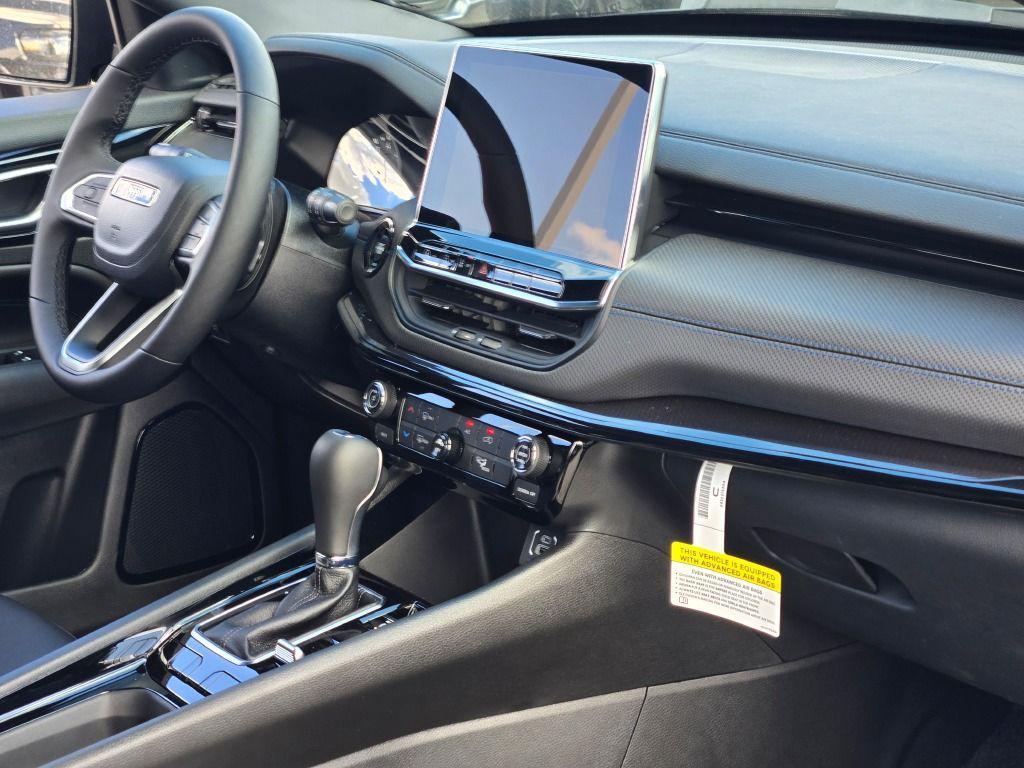 new 2026 Jeep Compass car, priced at $29,976