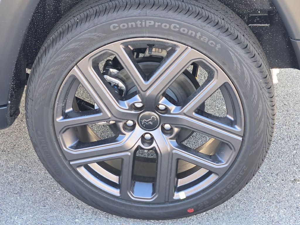 new 2026 Jeep Compass car, priced at $32,457