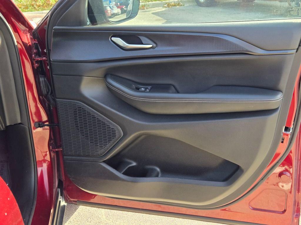 used 2024 Jeep Grand Cherokee L car, priced at $32,560