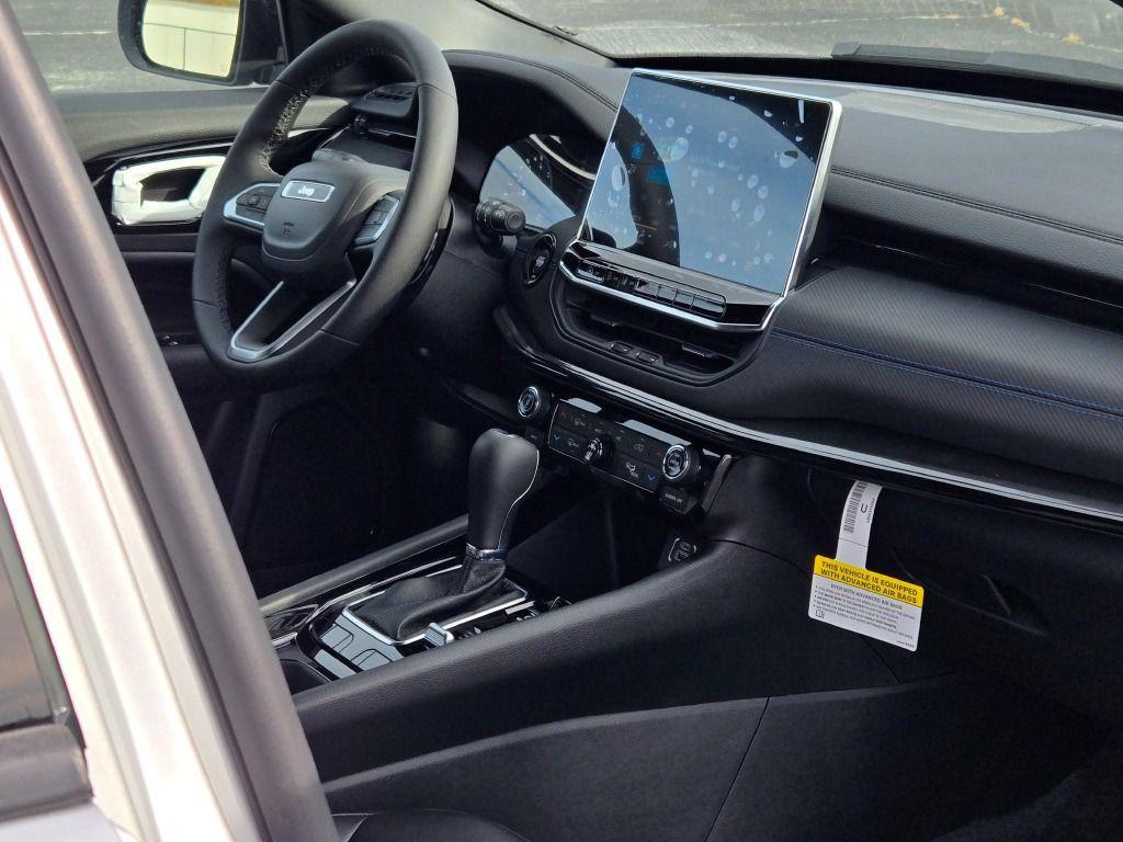 new 2026 Jeep Compass car, priced at $33,327