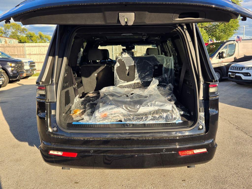 new 2025 Jeep Grand Wagoneer car, priced at $95,998