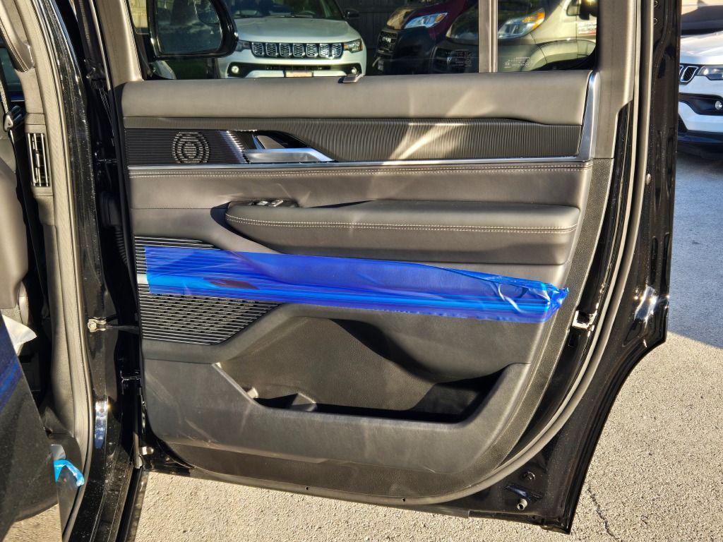 new 2025 Jeep Grand Wagoneer car, priced at $95,998