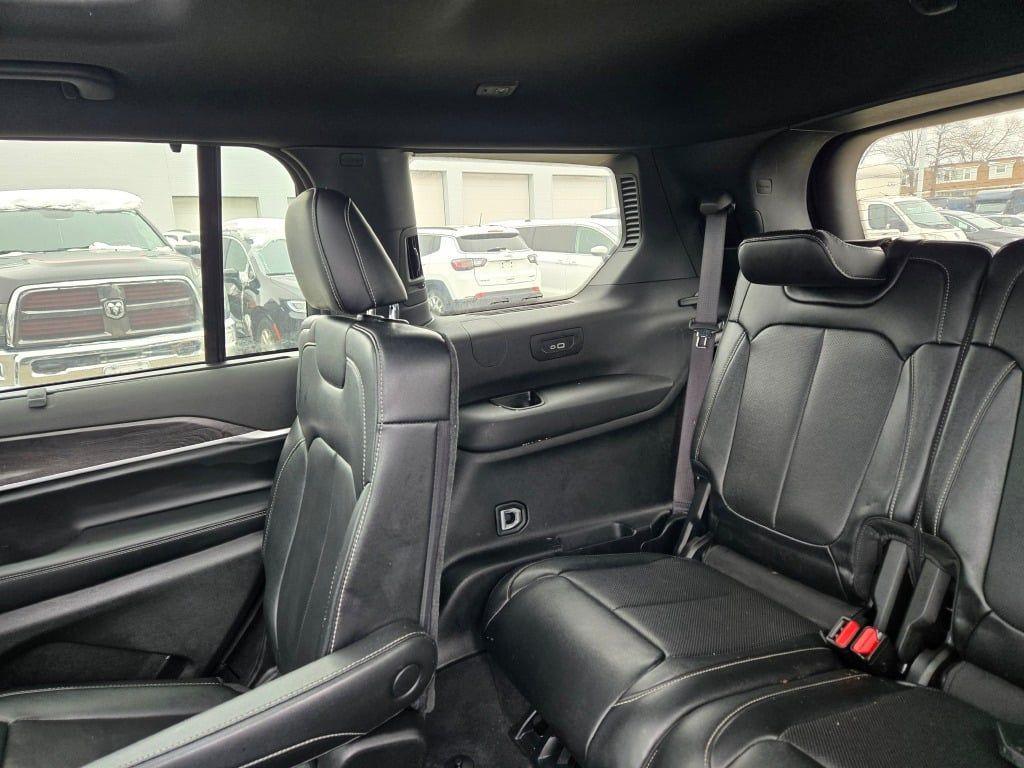 used 2024 Jeep Grand Cherokee L car, priced at $33,588