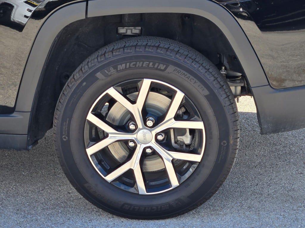 used 2024 Jeep Grand Cherokee L car, priced at $36,534