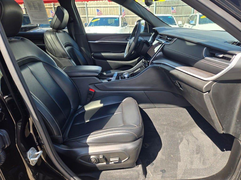 used 2024 Jeep Grand Cherokee L car, priced at $36,534