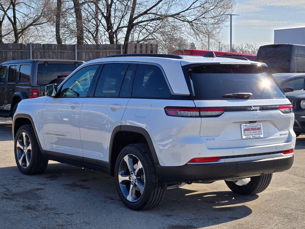 new 2026 Jeep Grand Cherokee car, priced at $45,007