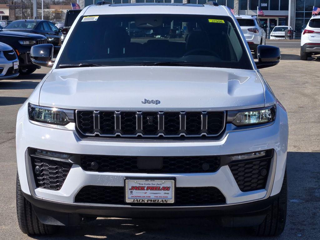 new 2026 Jeep Grand Cherokee car, priced at $47,907