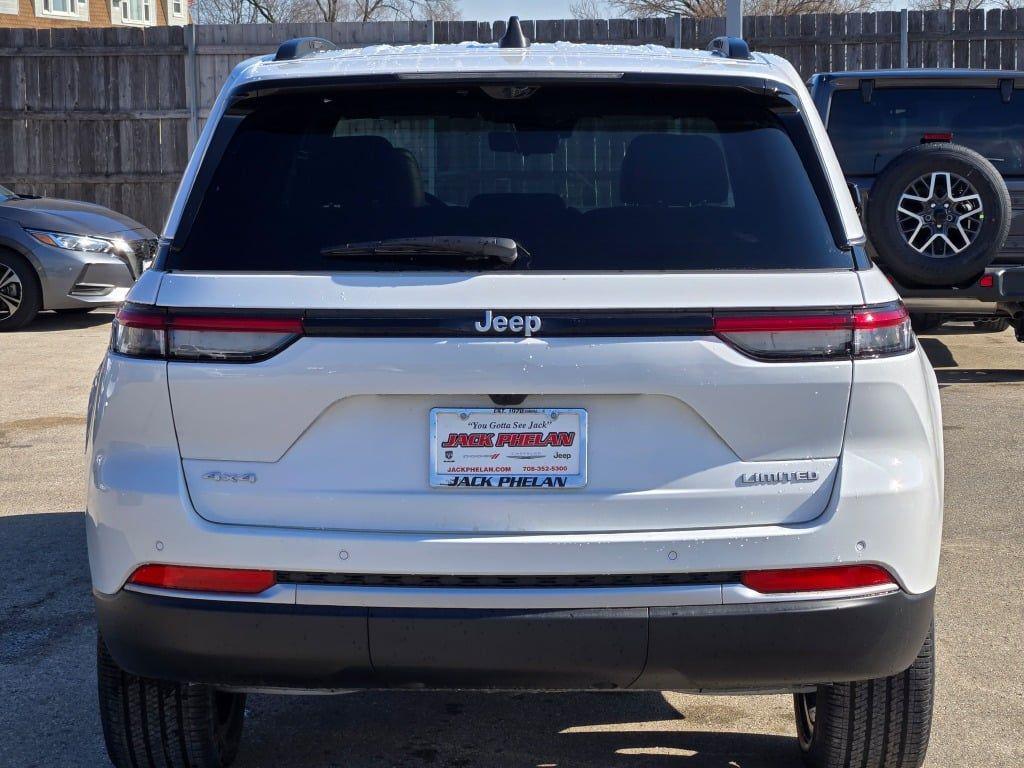 new 2026 Jeep Grand Cherokee car, priced at $47,907