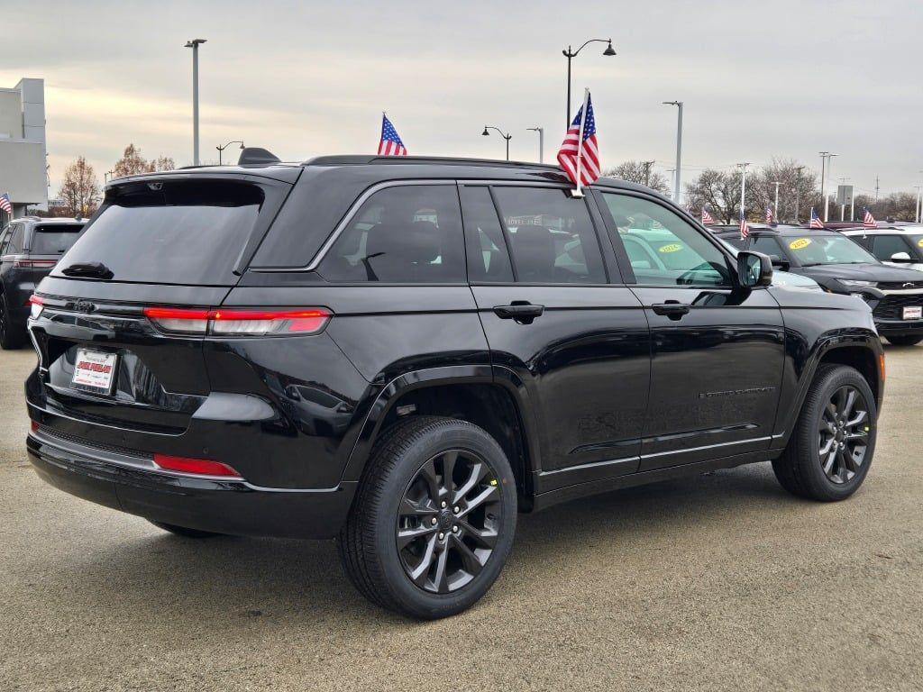 new 2026 Jeep Grand Cherokee car, priced at $56,445