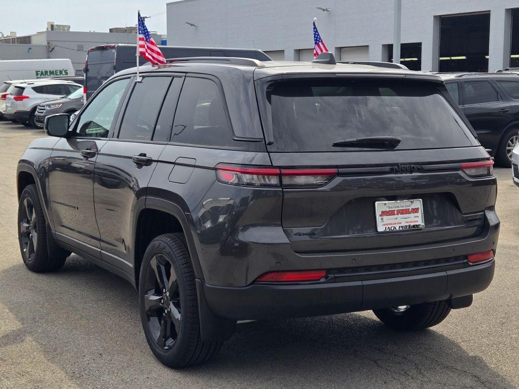 new 2025 Jeep Grand Cherokee car, priced at $44,224