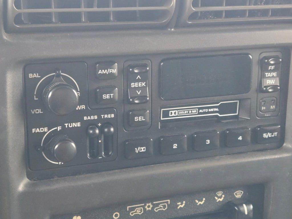 used 1998 Jeep Wrangler car, priced at $9,199