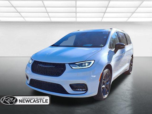 new 2026 Chrysler Pacifica car, priced at $48,740