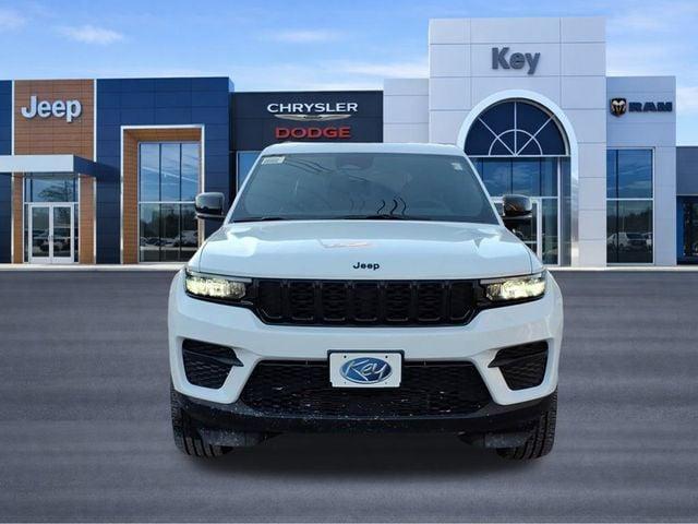 new 2025 Jeep Grand Cherokee car, priced at $39,130