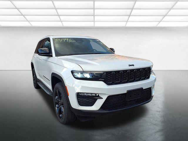 new 2025 Jeep Grand Cherokee car, priced at $45,585