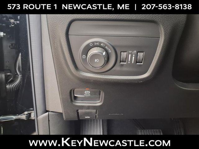 new 2025 Jeep Grand Cherokee car, priced at $48,310