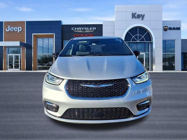 new 2026 Chrysler Pacifica car, priced at $39,730