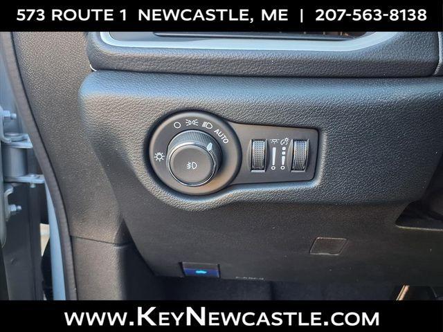 new 2026 Chrysler Pacifica car, priced at $39,730