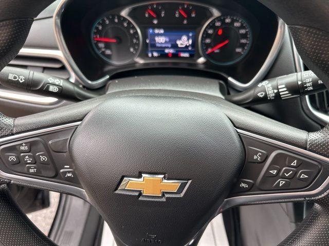 used 2022 Chevrolet Equinox car, priced at $18,495