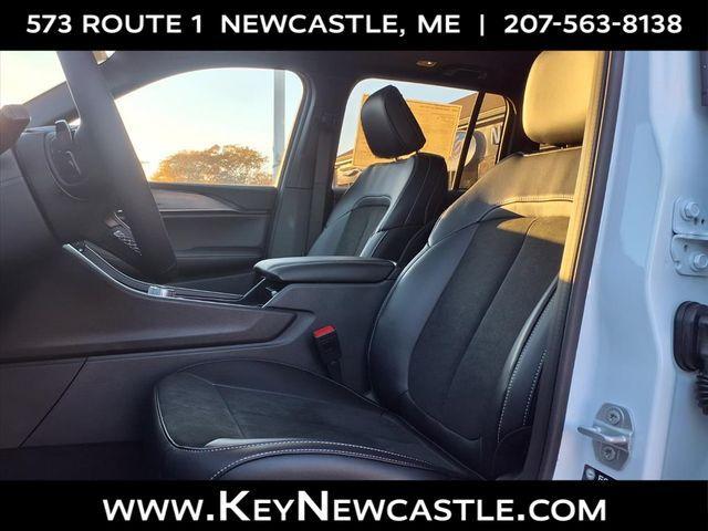 new 2025 Jeep Grand Cherokee car, priced at $38,530