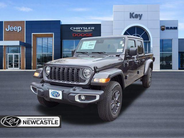 new 2025 Jeep Gladiator car, priced at $43,045