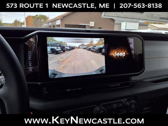 new 2025 Jeep Gladiator car, priced at $44,756