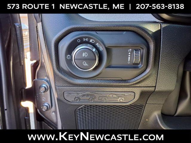 new 2026 Jeep Gladiator car, priced at $48,130