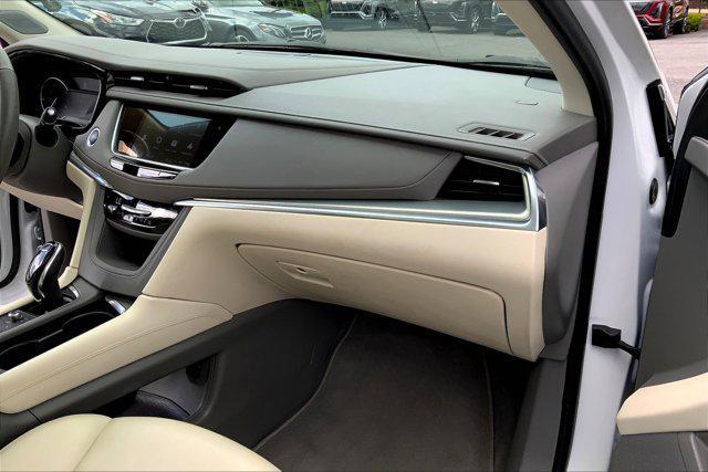 used 2022 Cadillac XT5 car, priced at $31,200