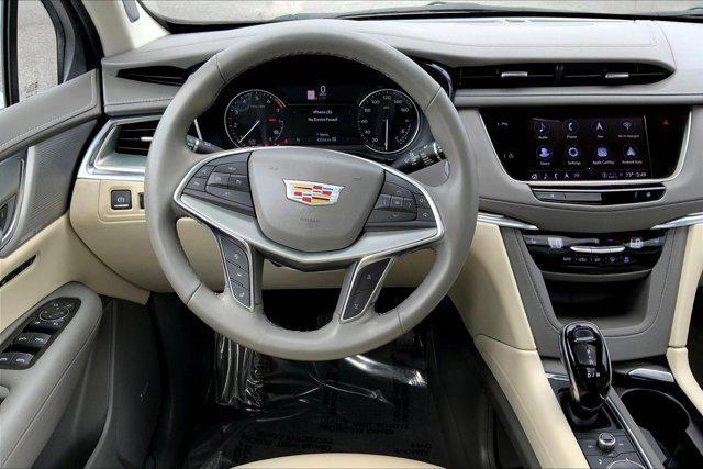 used 2022 Cadillac XT5 car, priced at $31,200