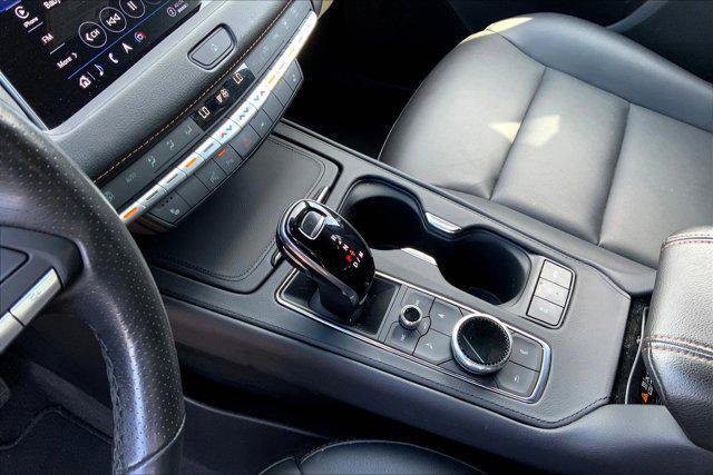 used 2022 Cadillac XT4 car, priced at $27,089