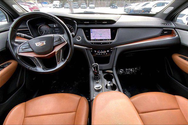 used 2021 Cadillac XT5 car, priced at $24,996