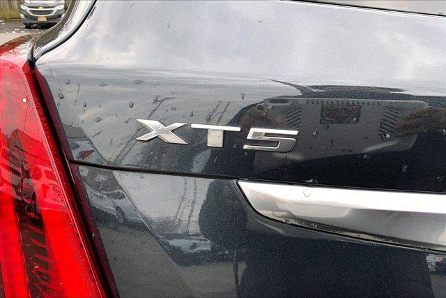 used 2023 Cadillac XT5 car, priced at $29,800