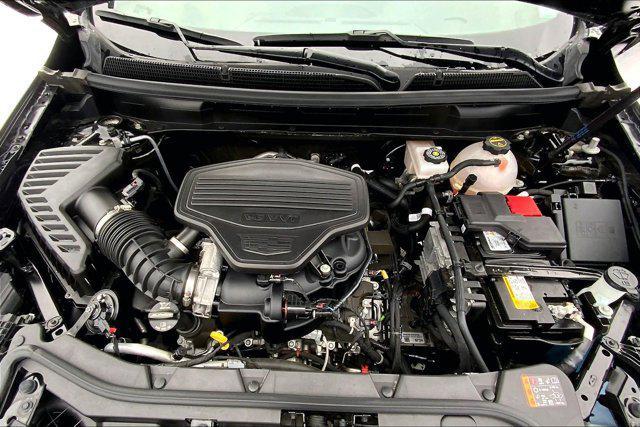 used 2025 Cadillac XT5 car, priced at $41,412