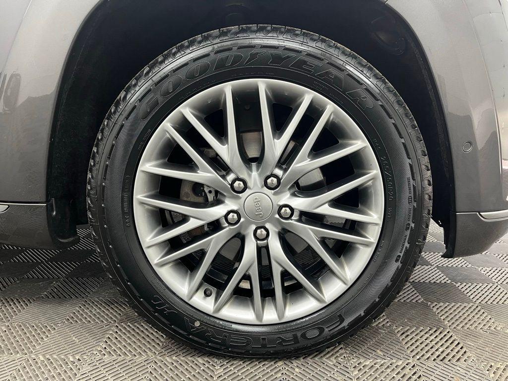 used 2018 Jeep Grand Cherokee car, priced at $17,000